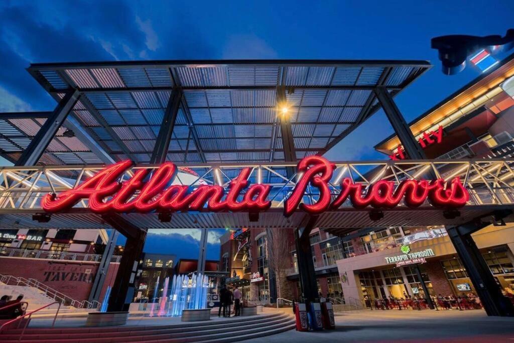High-End On A Budget At Truist Park Atlanta Exterior foto